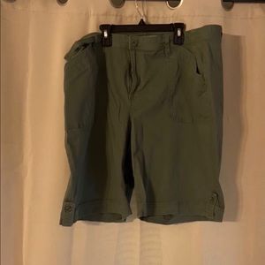 GLORIA VANDERBILT Bermuda shorts